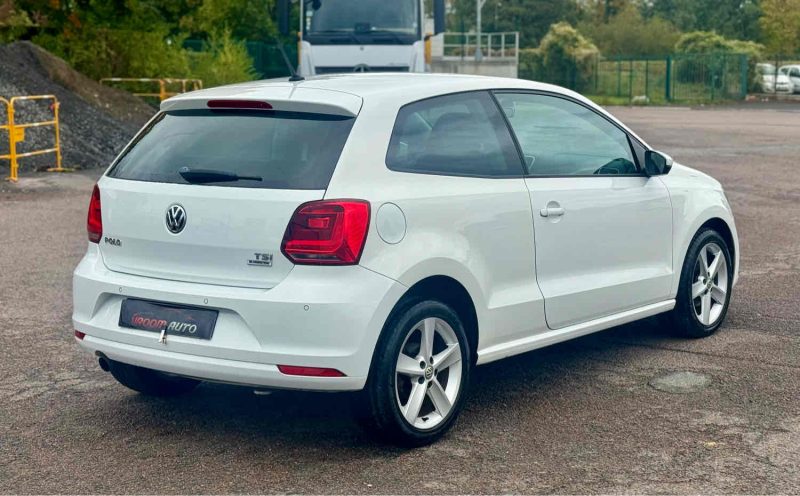 VOLKSWAGEN POLO 1.2 TSI 90 SPORTLINE DSG7 3P