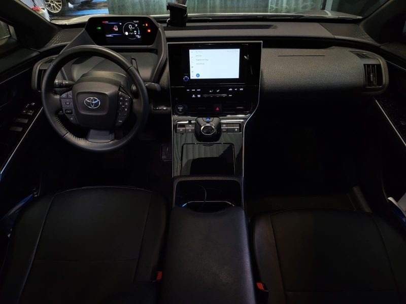 TOYOTA BZ4X 204CV 11kW Origin / VIRTUAL COCKPIT / APPLE CARPLAY / KEYLESS / PACK CUIR