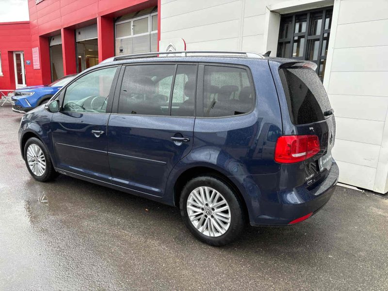 VOLKSWAGEN TOURAN 2015