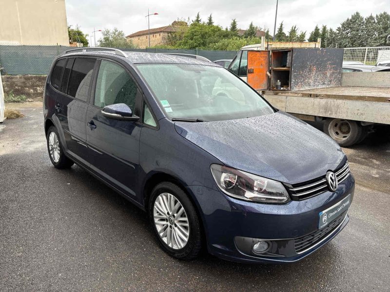 VOLKSWAGEN TOURAN 2015