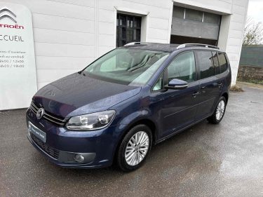 VOLKSWAGEN TOURAN 2015