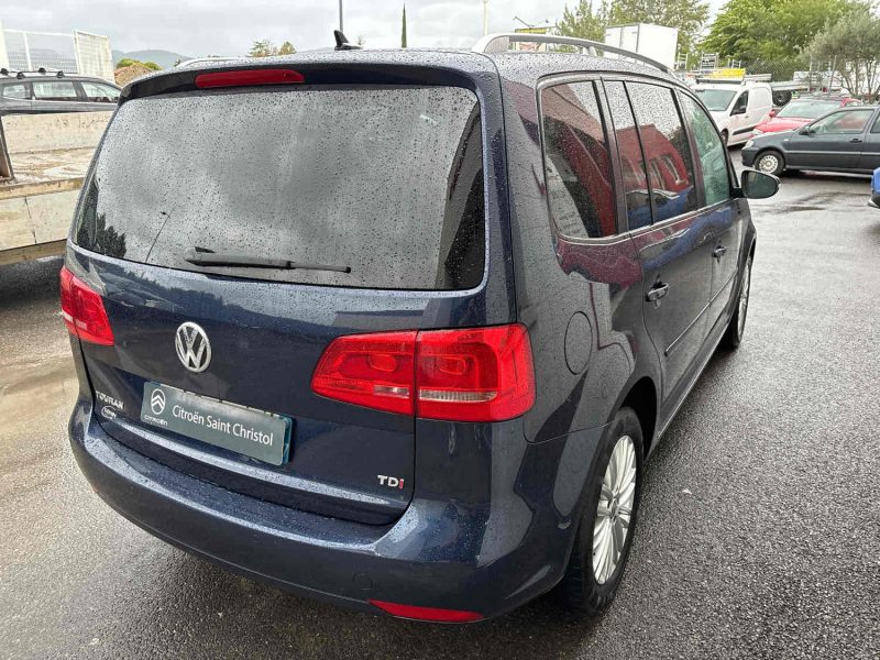 VOLKSWAGEN TOURAN 2015