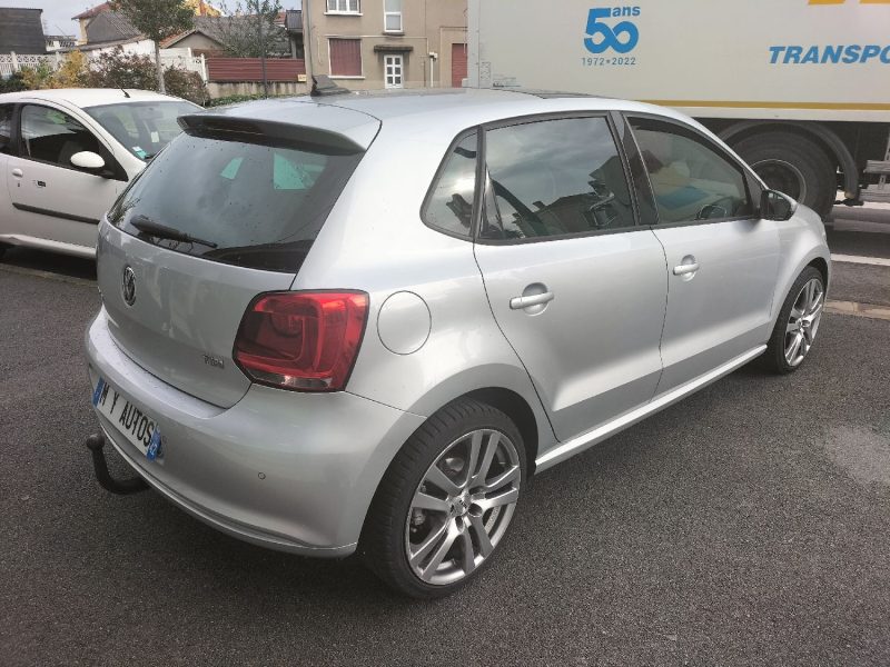 VOLKSWAGEN POLO 2011