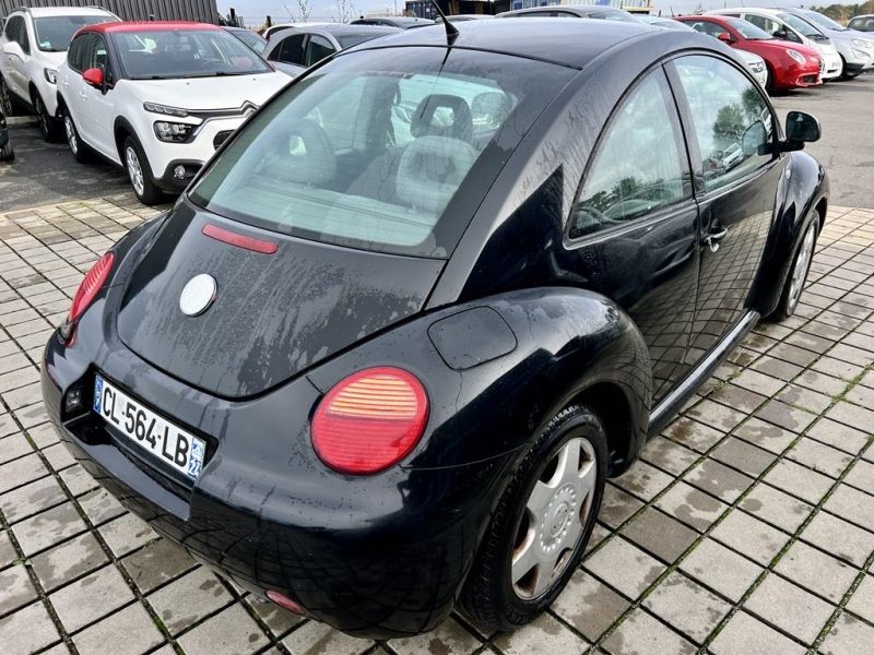 VOLKSWAGEN NEW BEETLE 1998