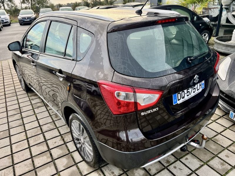 SUZUKI SX4 S-CROSS 1.6 120CV PRIVILÈGE