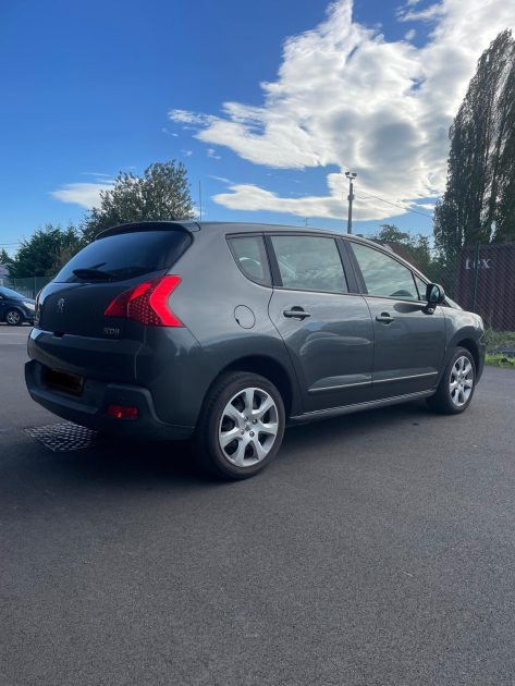 PEUGEOT 3008 2010