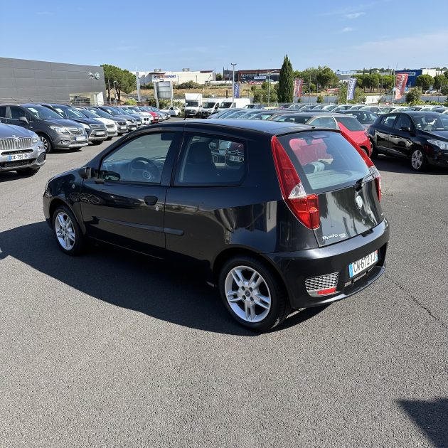 FIAT PUNTO 1.3 JTD 16V 70ch 90000KM