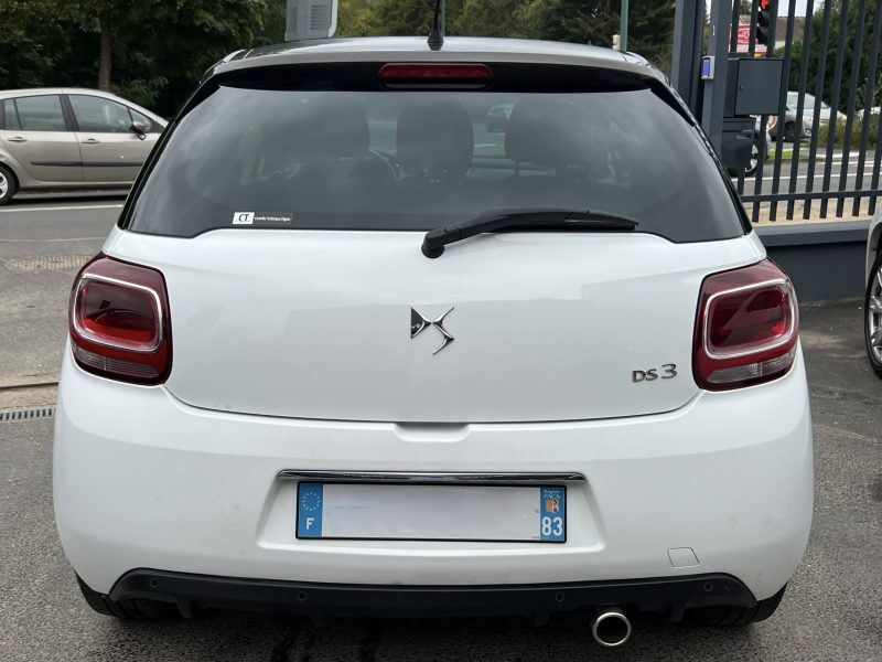 DS DS 3 SO CHIC 1.2 82 Cv ECRAN TACTILE / REGULATEUR LIMITEUR BLUETOOTH CRIT AIR 1 - GARANTIE 1 AN