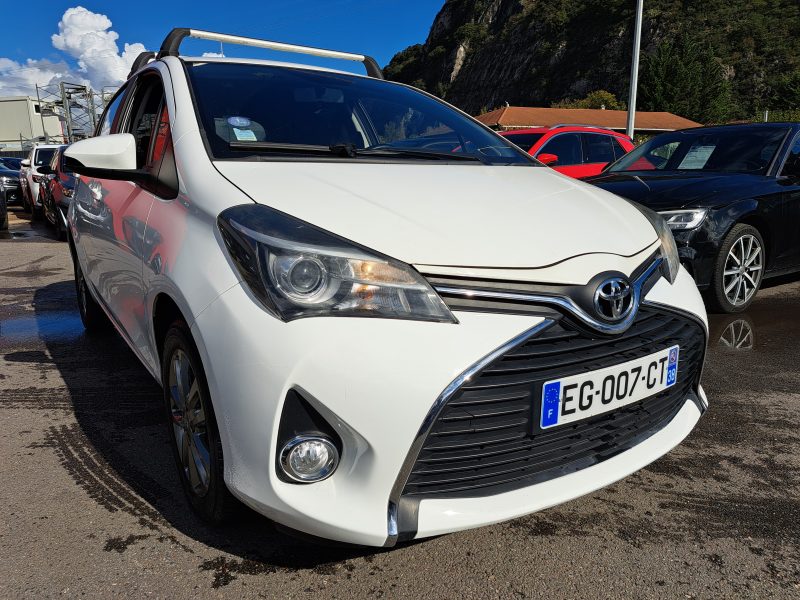 TOYOTA YARIS 2016