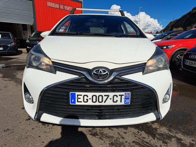 TOYOTA YARIS 2016