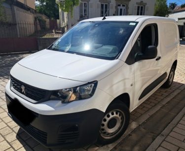 PEUGEOT PARTNER 1.5 BlueHDi 100 cv ASPHALT Garantie 12 mois