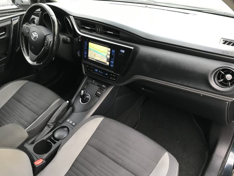 TOYOTA AURIS Touring Sport - HYBRID - 1.8 VVT-i HSD 136cv BOITE AUTO DYNAMIC - GARANTIE 6 MOIS