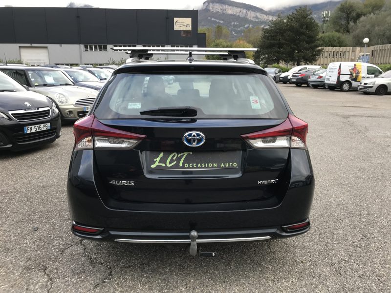 TOYOTA AURIS Touring Sport - HYBRID - 1.8 VVT-i HSD 136cv BOITE AUTO DYNAMIC - GARANTIE 6 MOIS