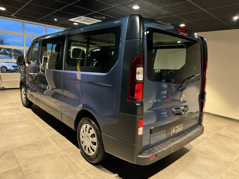 RENAULT TRAFIC  2017