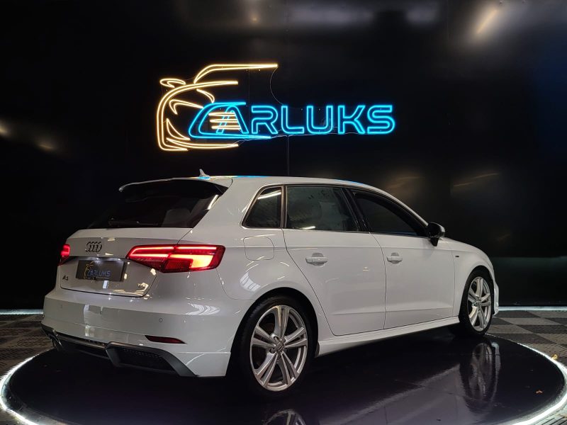 AUDI A3 SPORTBACK 8VA 2.0 TDI 150Cv / CARPLAY + MEPLAT + AIDE AU PARKING /