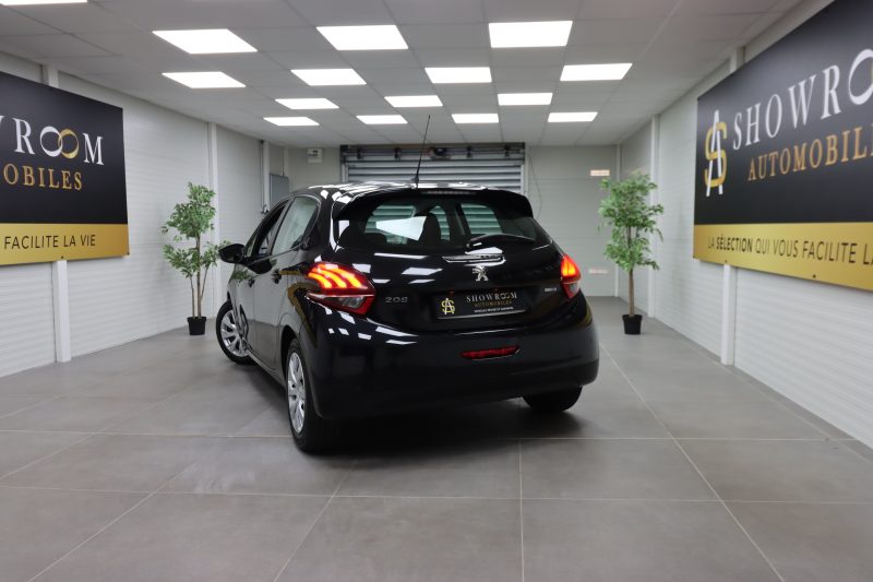 PEUGEOT 208 I 2015