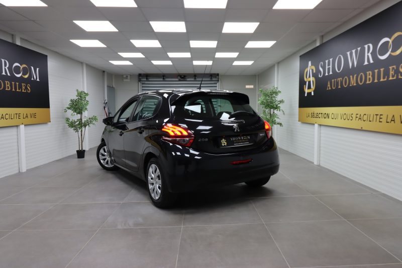 PEUGEOT 208 I 2015