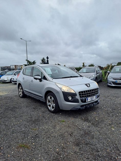 PEUGEOT 3008 Monospace 2012