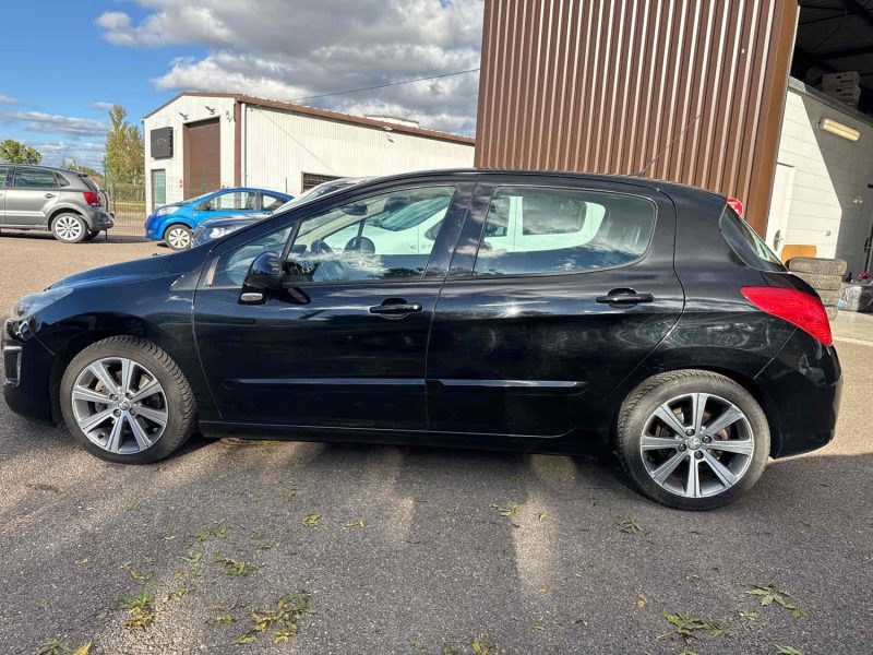 PEUGEOT 308 2012