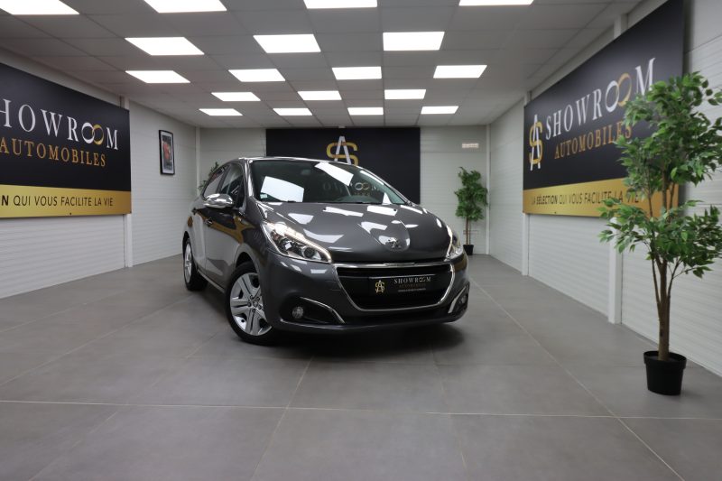 PEUGEOT 208 2018