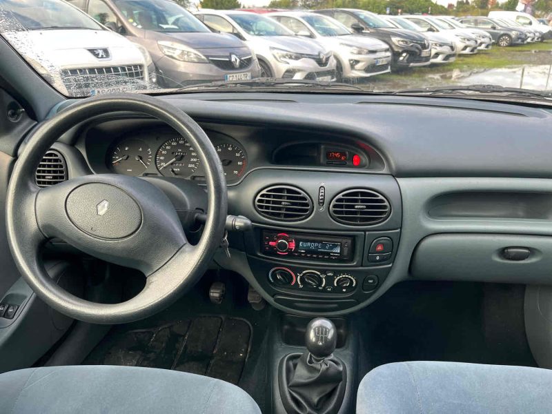 RENAULT MEGANE I 1996