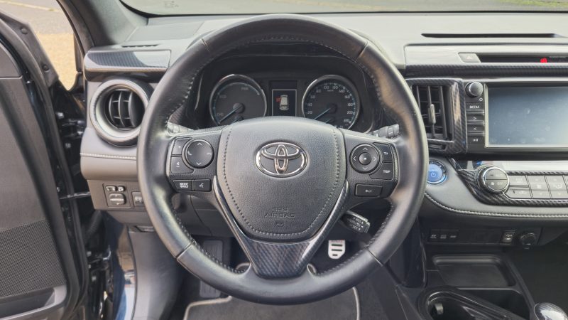 TOYOTA RAV4 2017