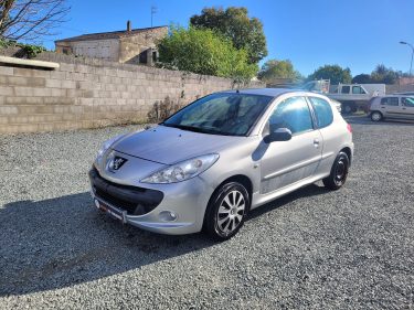 PEUGEOT 206+ 2011