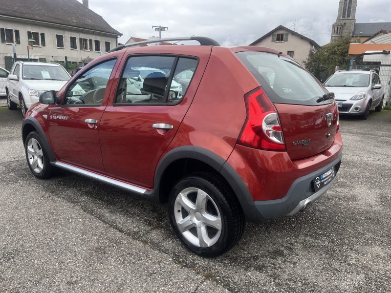 DACIA SANDERO STEPWAY 1.6 16V 87CV