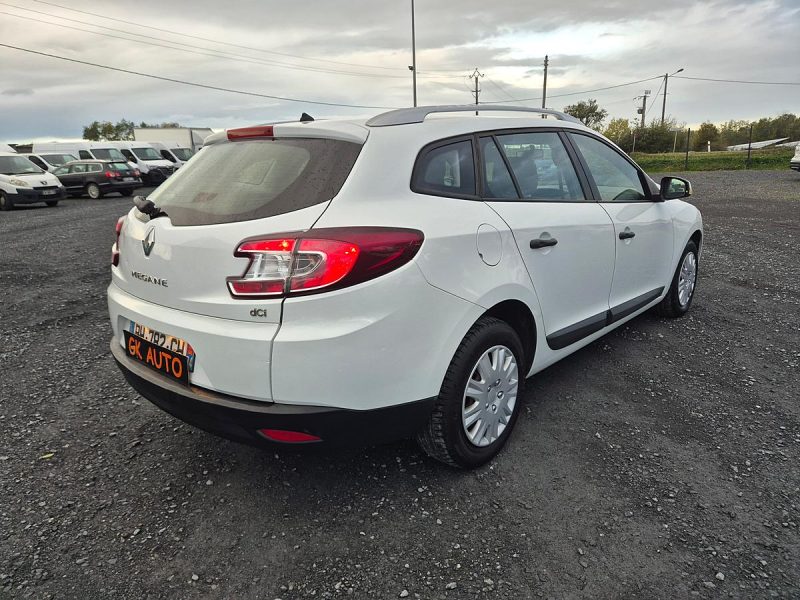 RENAULT MEGANE III ESTATE DCI 90CV AUTHENTIQUE 2011 123000 KM 