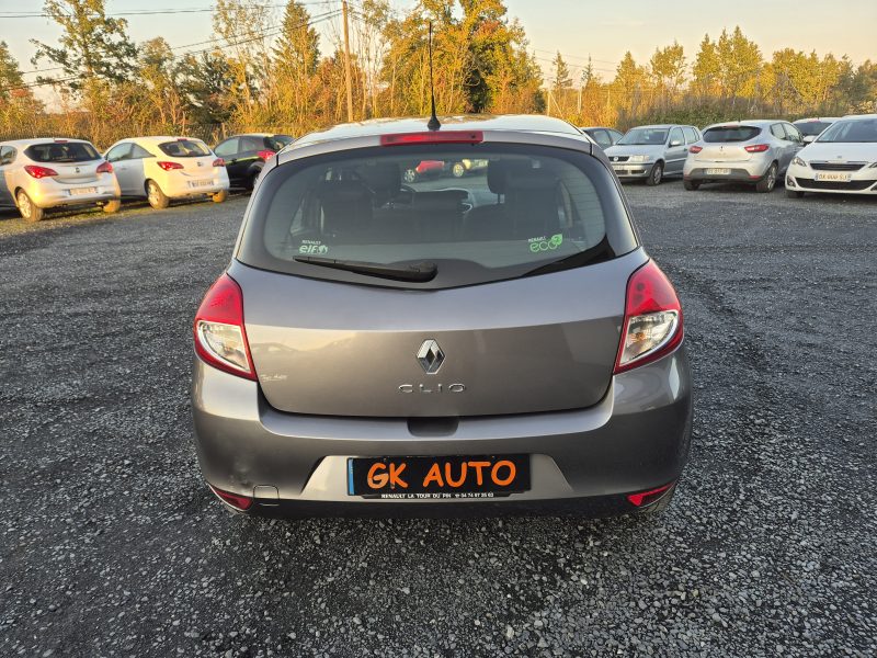 RENAULT CLIO 3 75CV EXPRESSION PACK CLIM 2011 138700 KM 