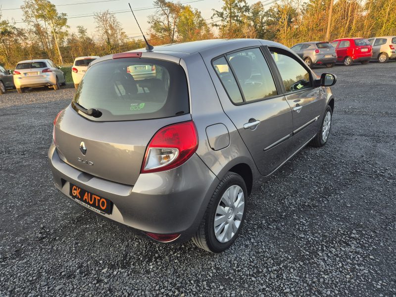 RENAULT CLIO 3 75CV EXPRESSION PACK CLIM 2011 138700 KM 