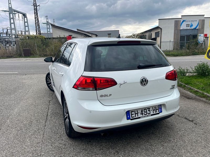 VOLKSWAGEN GOLF 2016