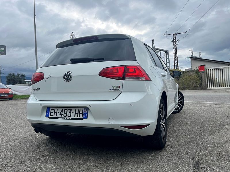 VOLKSWAGEN GOLF 2016