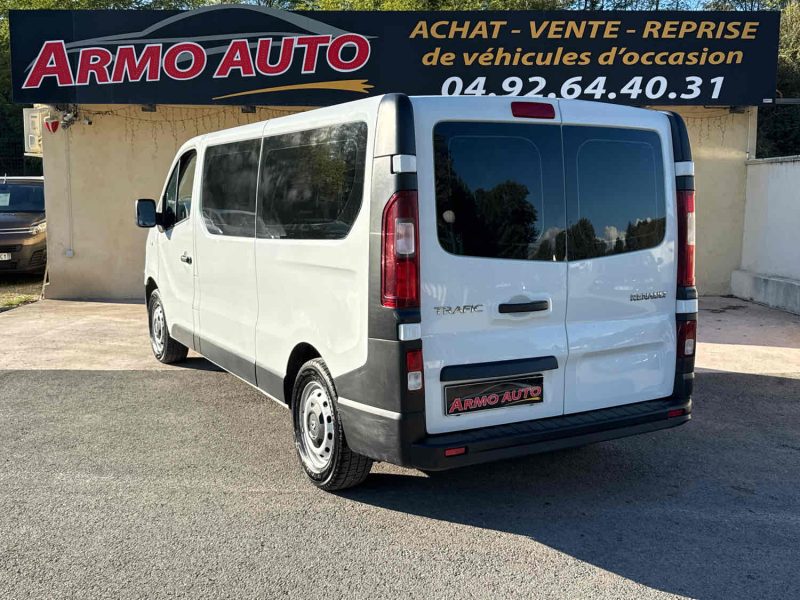 RENAULT TRAFIC  2018