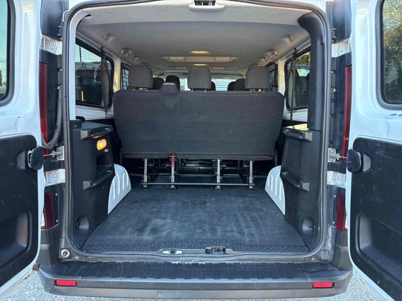 RENAULT TRAFIC  2018