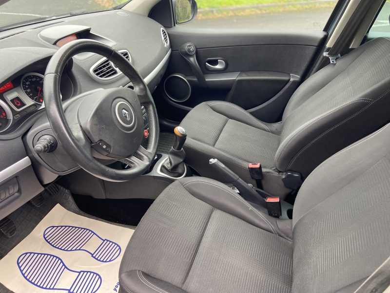 RENAULT CLIO 2009