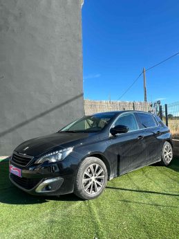 PEUGEOT 308 2015