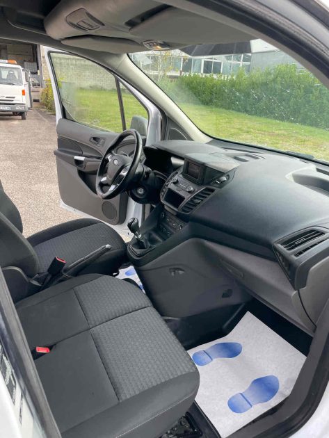 FORD TRANSIT CONNECT prix HT garanti 12 mois