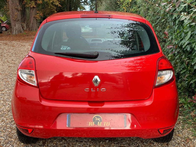 RENAULT CLIO 2010 1.2 16V (75Ch)