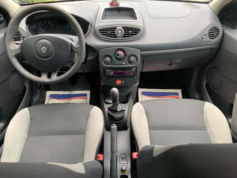 RENAULT CLIO 2010 1.2 16V (75Ch)