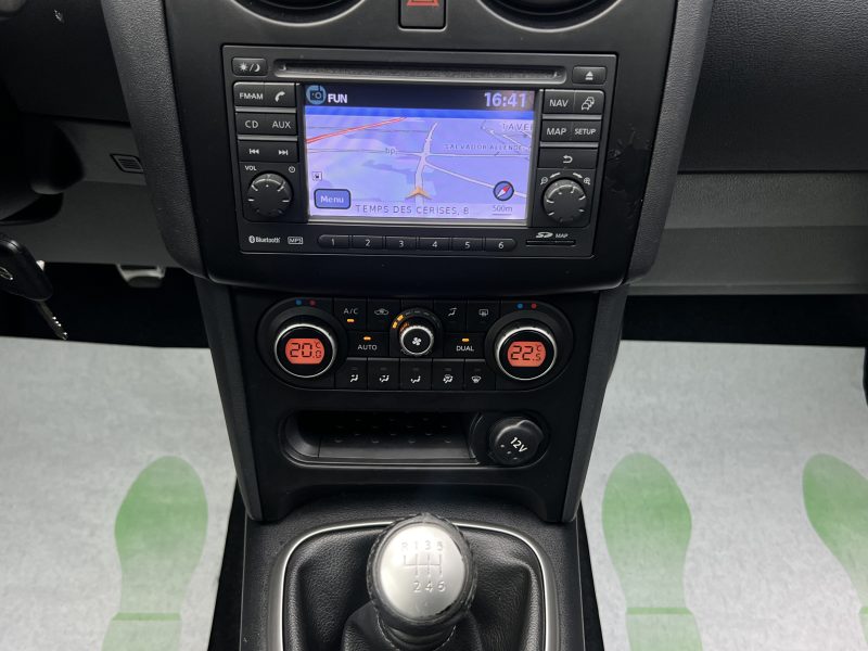 NISSAN QASHQAI PHASE 2 CONNECT EDITION 1.5 DCI 110 Cv GPS CAMERA TOIT PANO BLUETOOTH - GARANTIE 1 AN