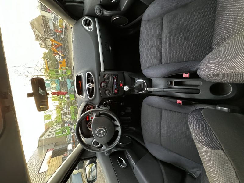 RENAULT CLIO 2009