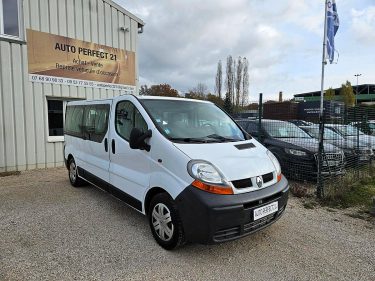 RENAULT TRAFIC 2005