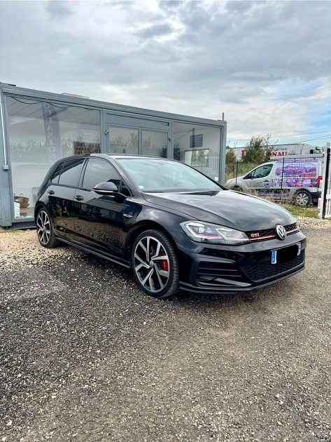 VOLKSWAGEN GOLF VII 2.0 GTI (245Ch)