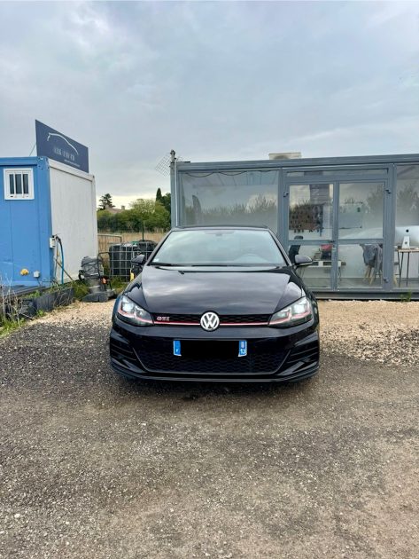 VOLKSWAGEN GOLF VII 2.0 GTI (245Ch)