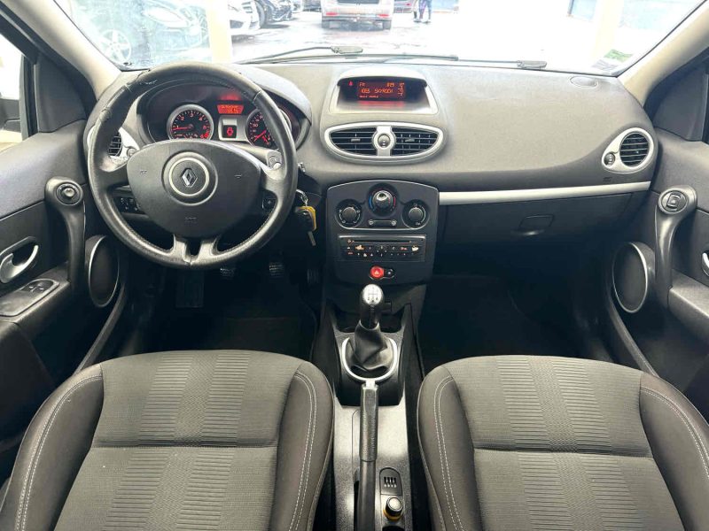 RENAULT CLIO 2009