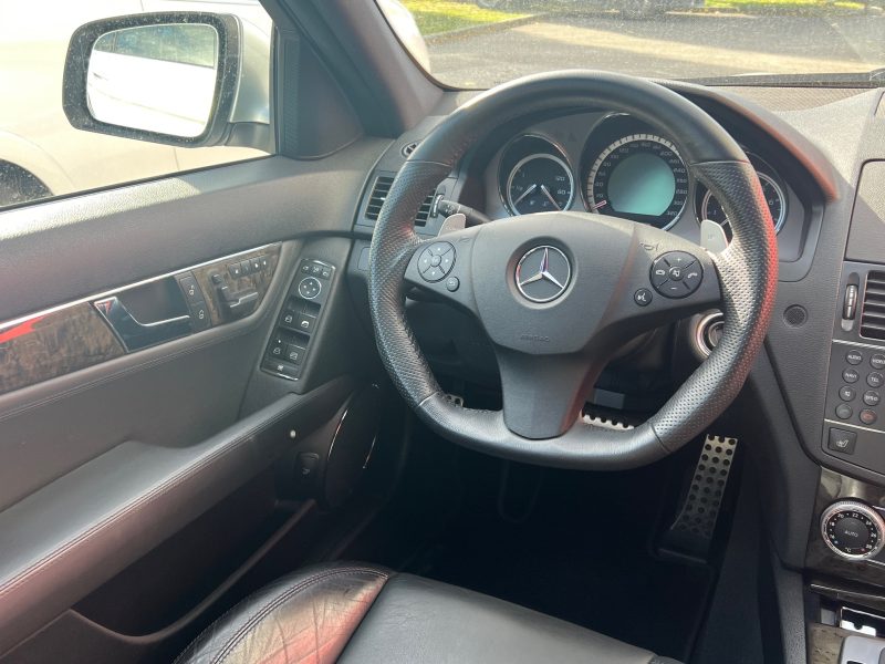 MERCEDES BENZ C63 AMG 2008