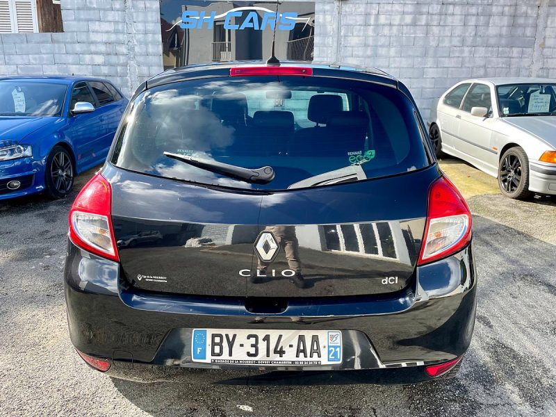 RENAULT CLIO 2011