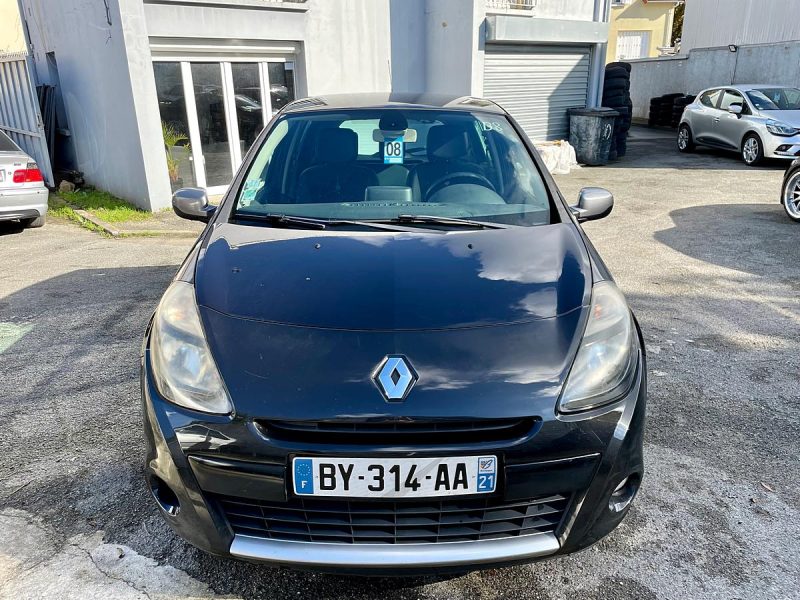 RENAULT CLIO 2011