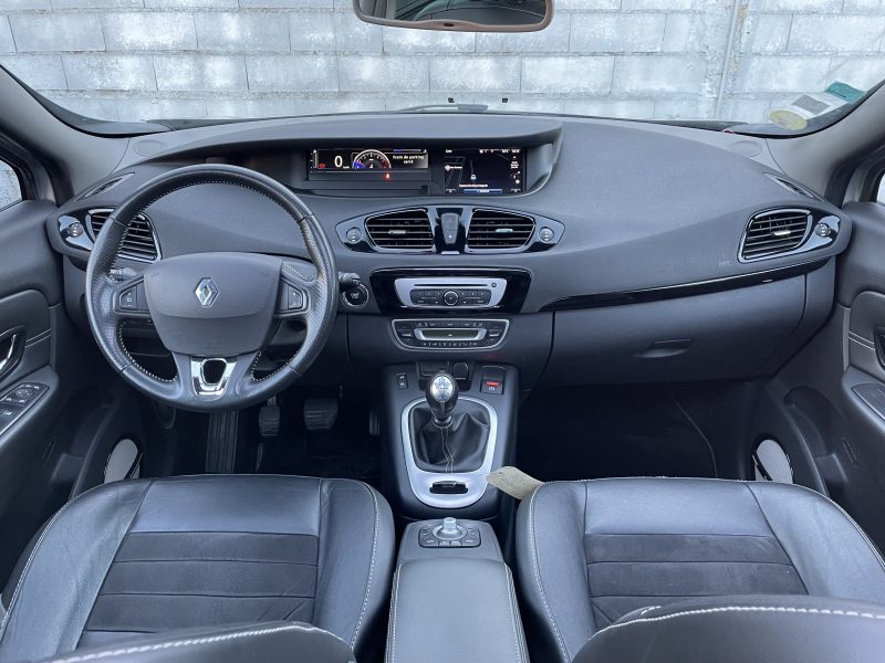 RENAULT SCENIC 2015